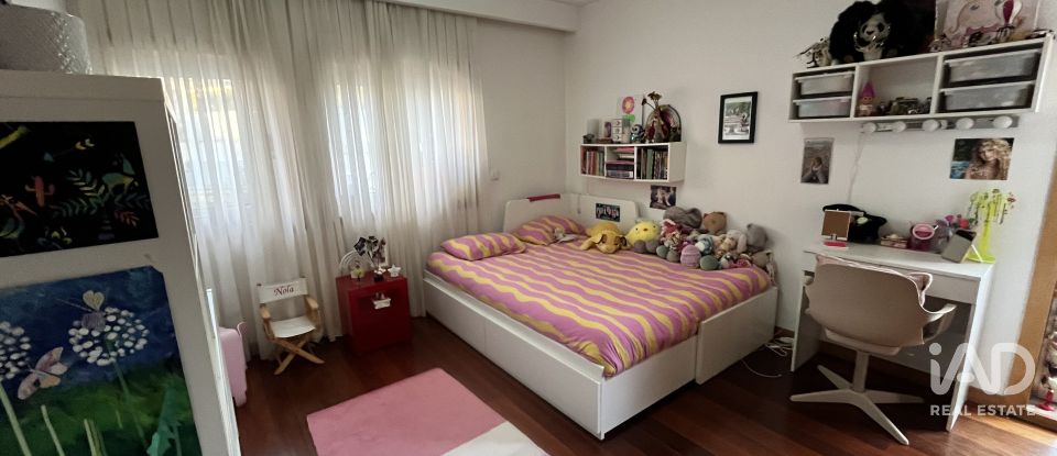 Maison T4 à Gondomar (São Cosme), Valbom e Jovim de 284 m²