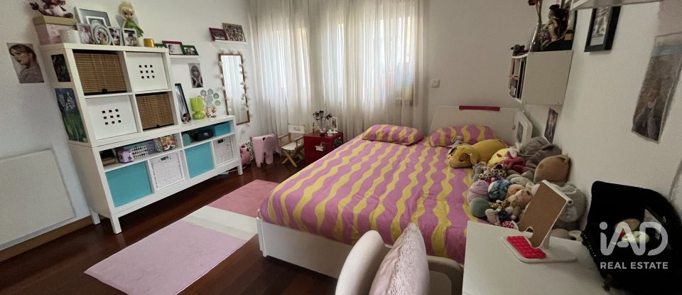 Maison T4 à Gondomar (São Cosme), Valbom e Jovim de 284 m²