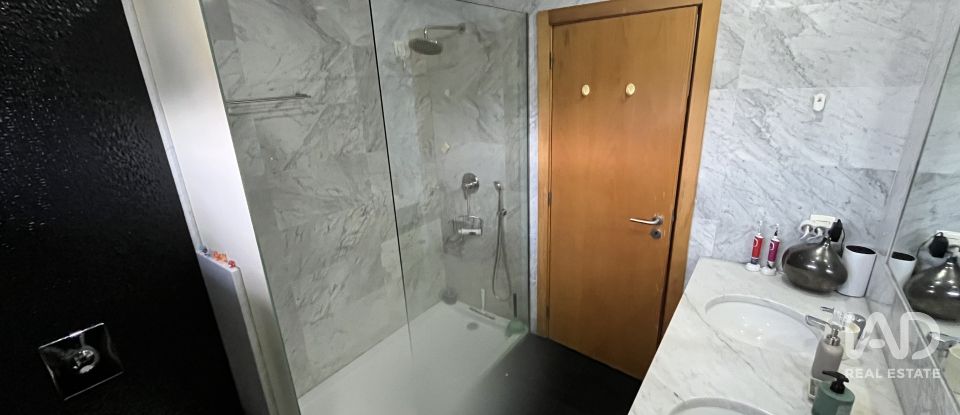 Maison T4 à Gondomar (São Cosme), Valbom e Jovim de 284 m²