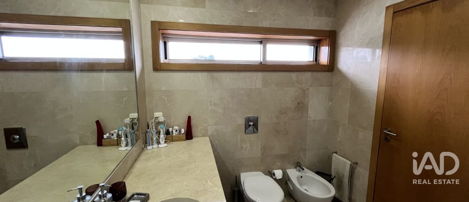 Maison T4 à Gondomar (São Cosme), Valbom e Jovim de 284 m²