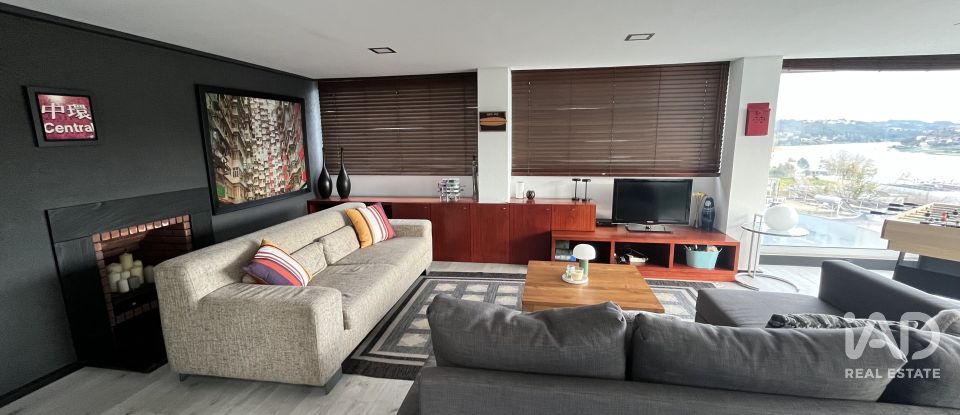 Maison T4 à Gondomar (São Cosme), Valbom e Jovim de 284 m²