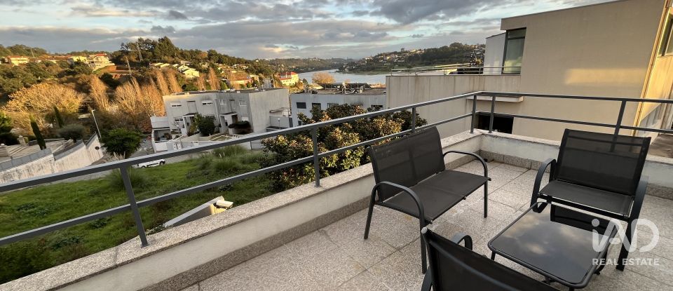 Maison T4 à Gondomar (São Cosme), Valbom e Jovim de 284 m²