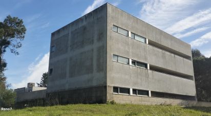 Prédio em Árvore de 1 735 m²