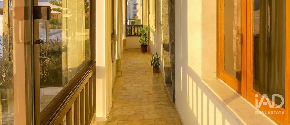 Moradia T4 em Ericeira de 204 m²