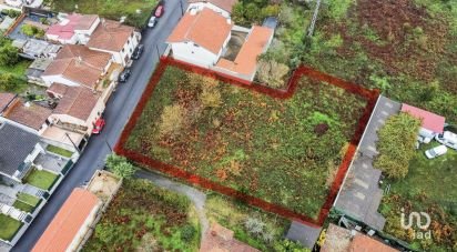 Terrain à Vila de Cucujães de 1 620 m²